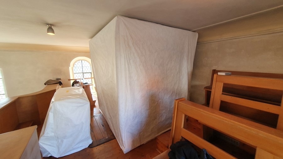 Orgelschutz mit diffusionsoffener Folie